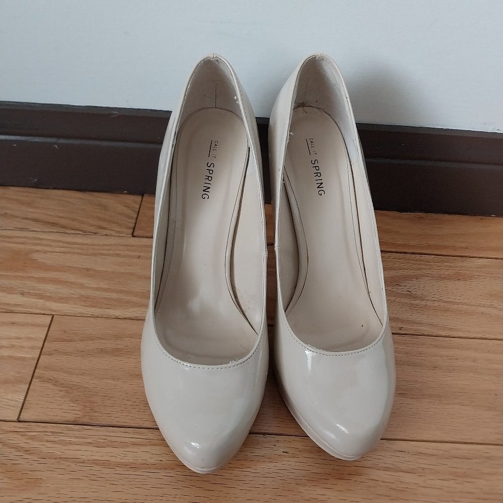 Call it Spring Nude/Cream Pumps for women